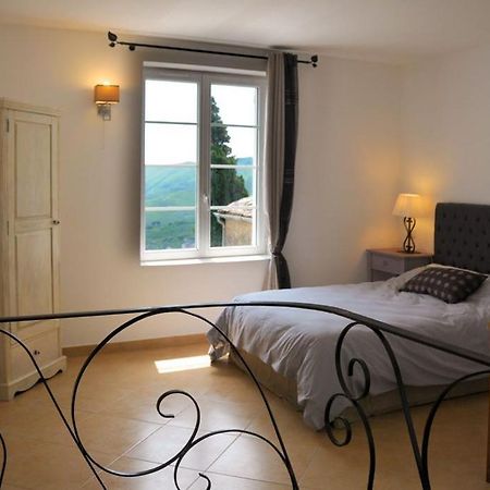 Casale Lucrezia Bed & Breakfast Cagnano Bagian luar foto